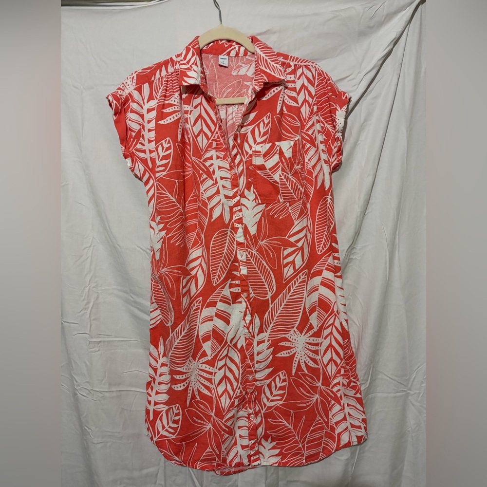 Old Navy Red and White Leaf Print Dress